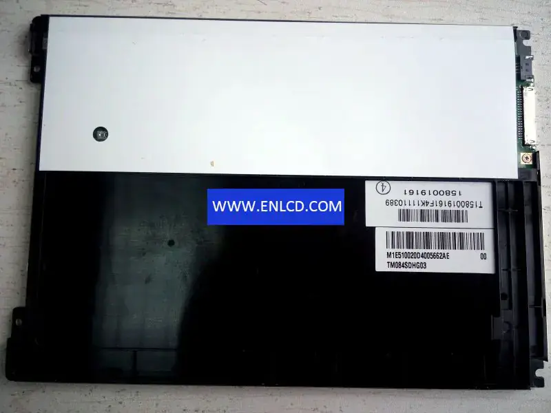 Remplacement du panneau LCD Tianma TM084SDHG03