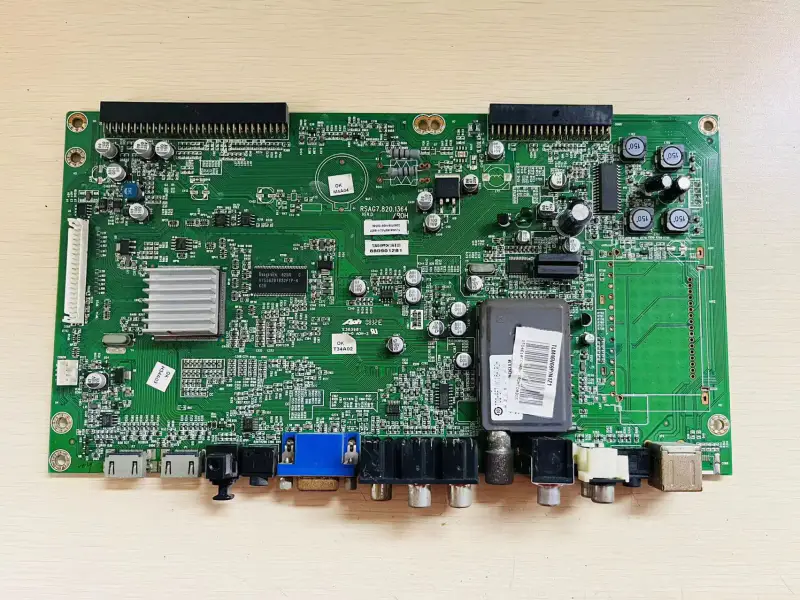 Hisense TLM46V69P116637 Board RSAG7.820.1364 with CHIMEI lcd V460H1-L07
