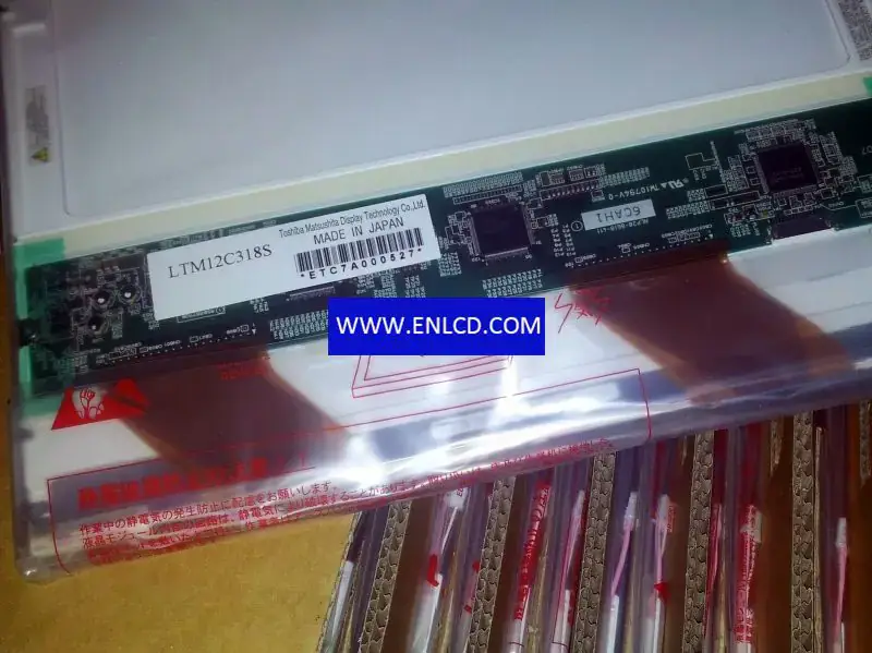 TOSHIBA LTM12C318S LCD