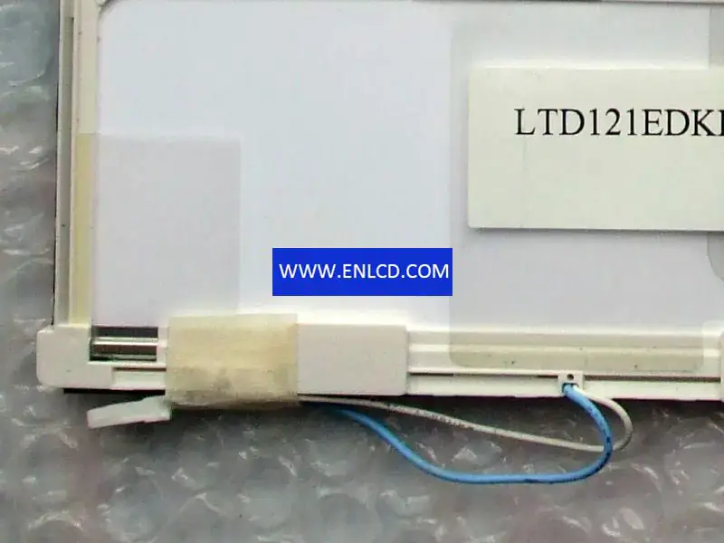 Remplacement du panneau LCD Toshiba LTD121EDKP