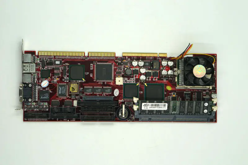 Crystal V10308 REV. 1.2 Socket 370 Intel 440BX chipset Pentium III LAN VGA SCSI interface motherboard