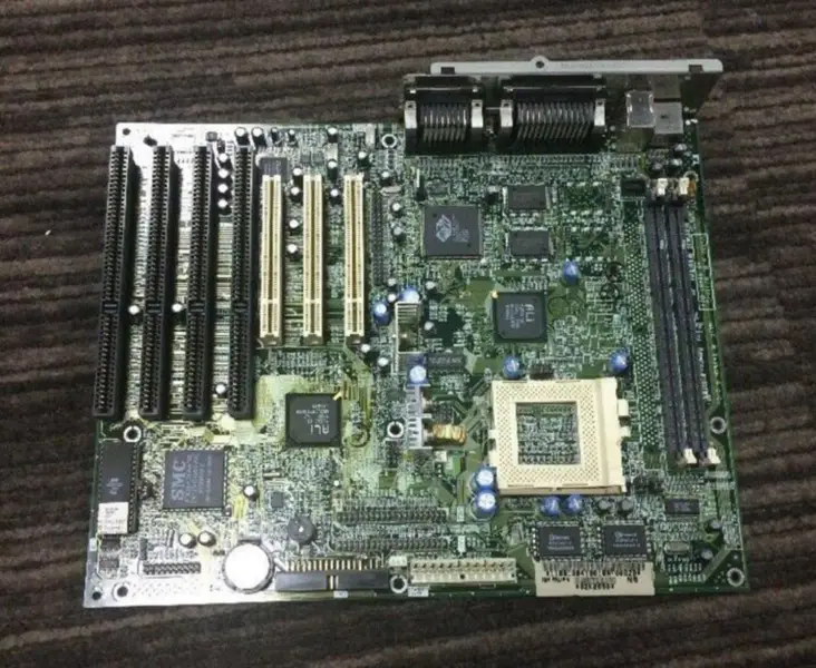 IBM Lenovo Socket 7 V58XA 10L6653 con scheda madre per server 4-ISA