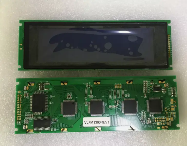 VLFM1360-03(VLFM1360REV1)、XBTH021010、XBTHM017010 Panneau LCD