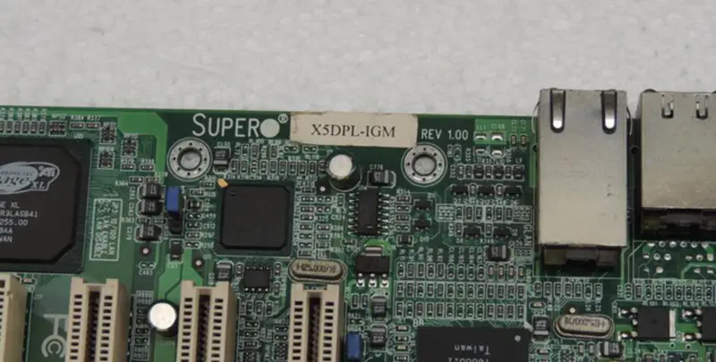 Carte mère pour station de travail SuperMicro X5DPL-IGM Socket 604