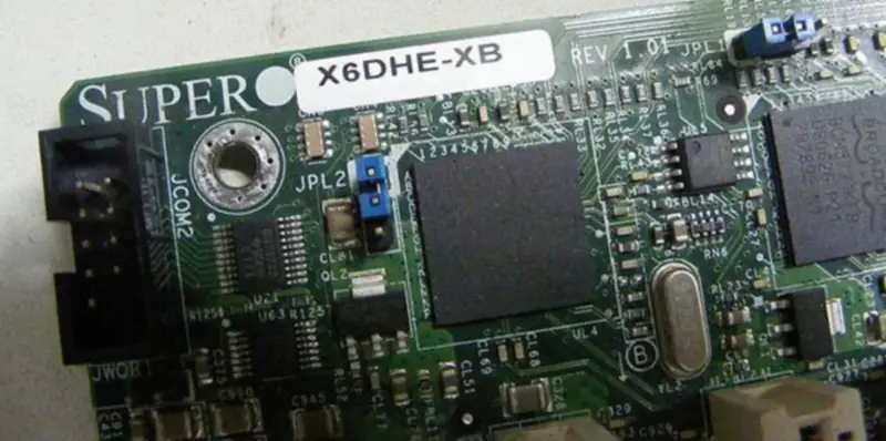 Carte mère SuperMicro X6DHE-XB pour serveur