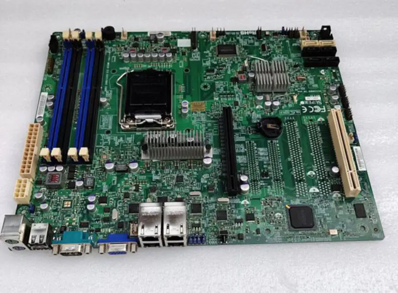 Carte mère SuperMicro X9SCI-LN4F Quad Server prenant en charge les CPU v2