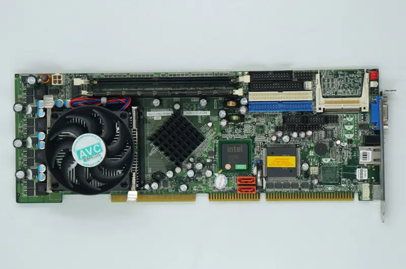 Carte mère IEI ROCKY-4786EV-RS-R41
