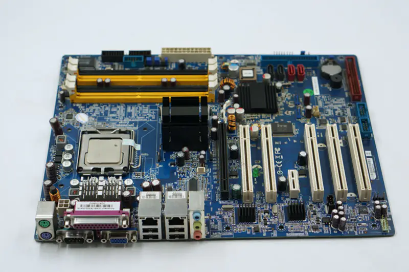 Carte mère industrielle Advantech AIMB-763G2 AIMB-763G2-00A1E LGA775 945