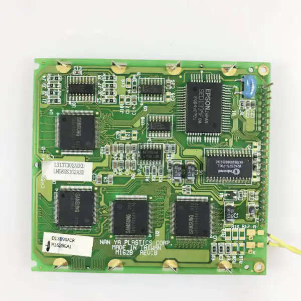 Il display LCD M162b